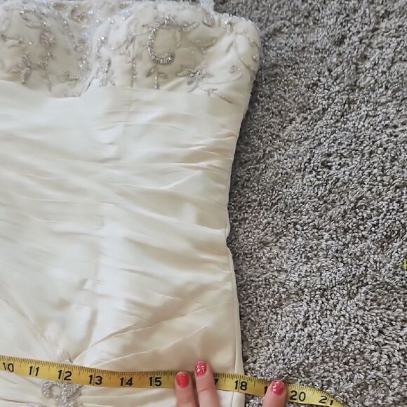 Piccione Ivory Strapless Wedding Gown with Embellished Bodice - Picture 12 of 13